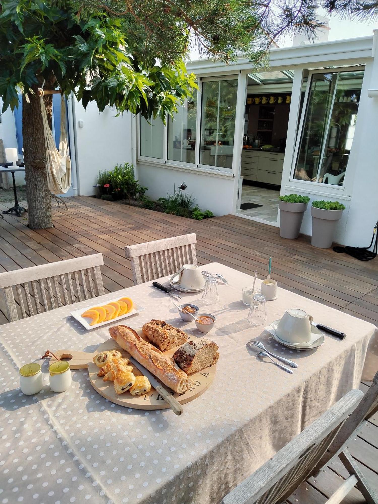 Nataliledeco Bed And Breakfeast La Guérinière Extérieur photo